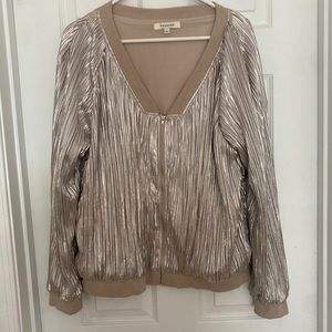 Francesca’s zip up gold